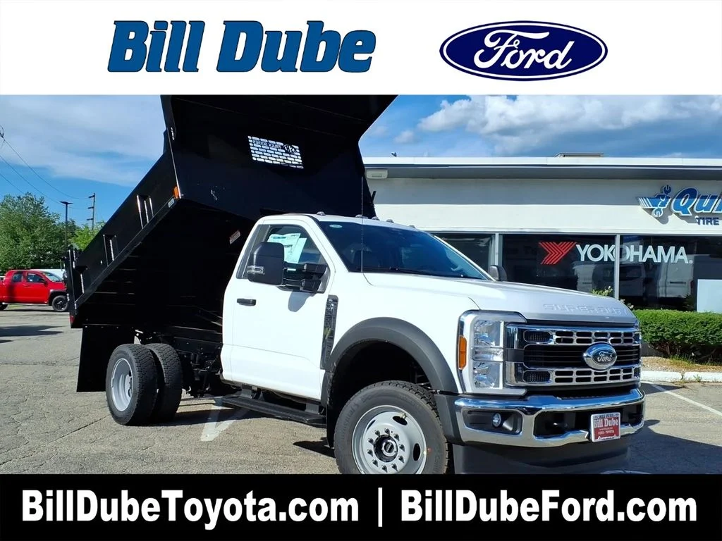 2026 Ford F-550 Super Duty Chassis Cab XL