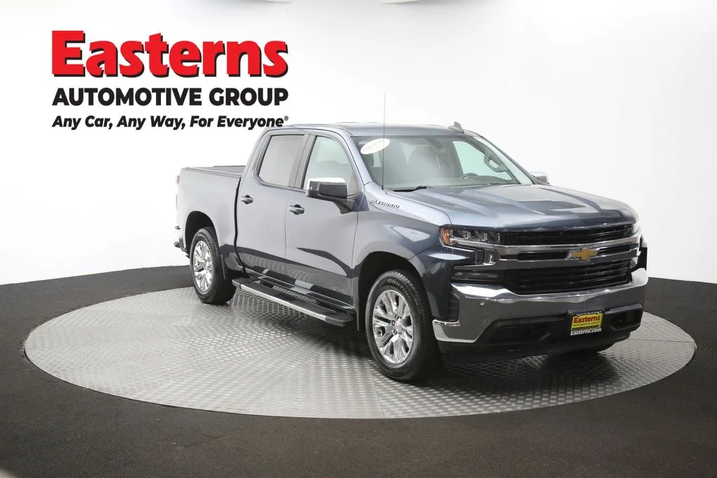 Used 2020 Gray Chevrolet LT image 48