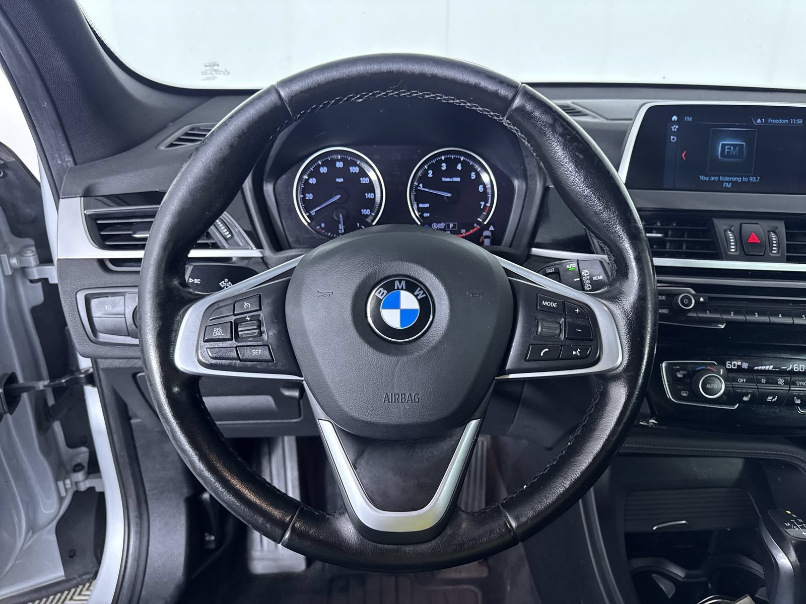 Used 2018 Glacier Silver Metallic BMW xDrive28i image 15