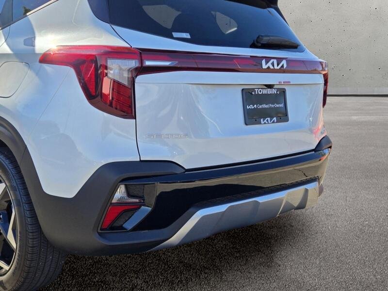 Certified Used 2025 White Kia S image 6