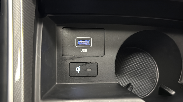 Used 2022 Hampton Gray Hyundai Calligraphy image 36