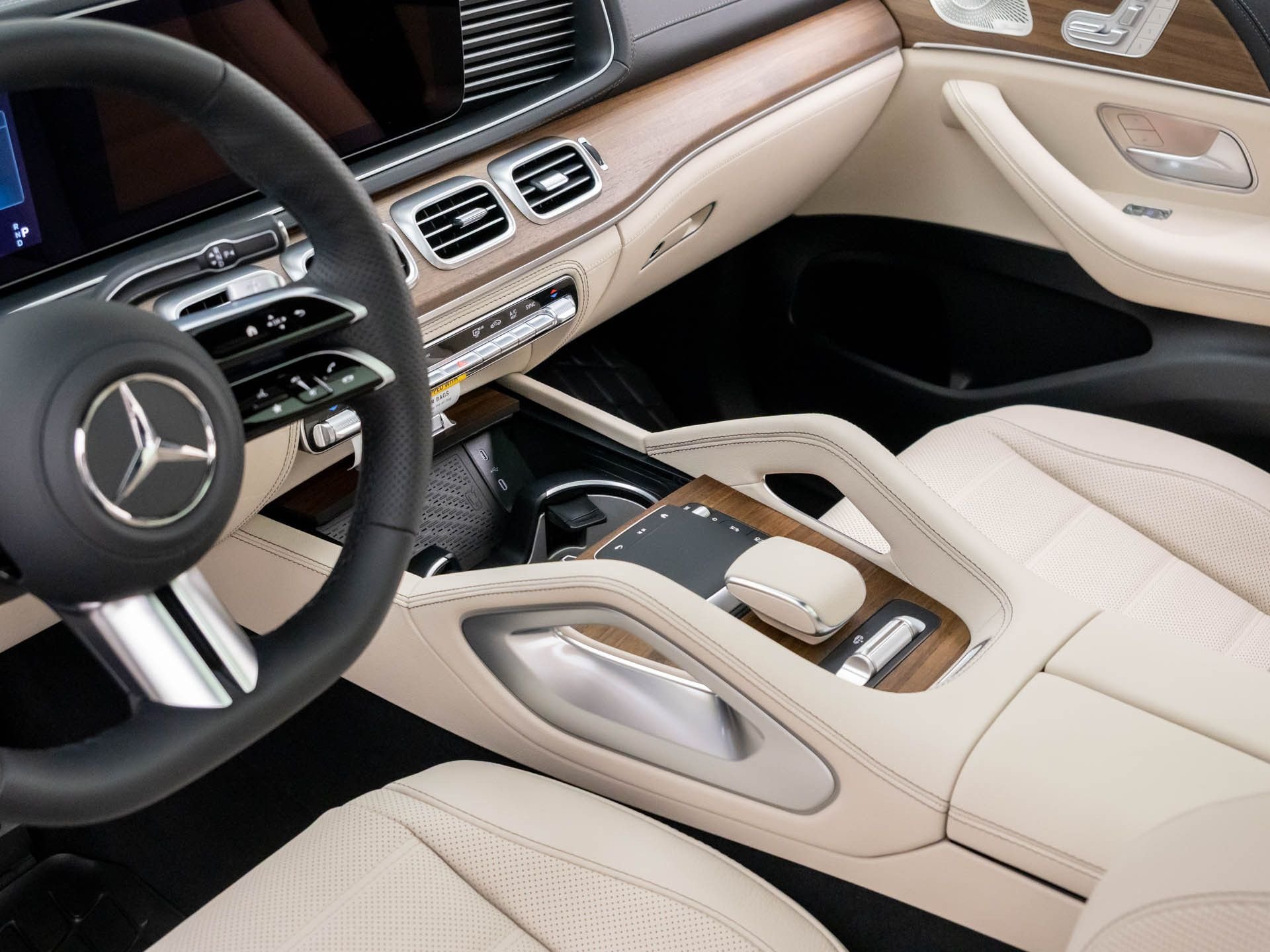 New 2026 Twilight Blue Metallic Mercedes-Benz GLS 580 image 12