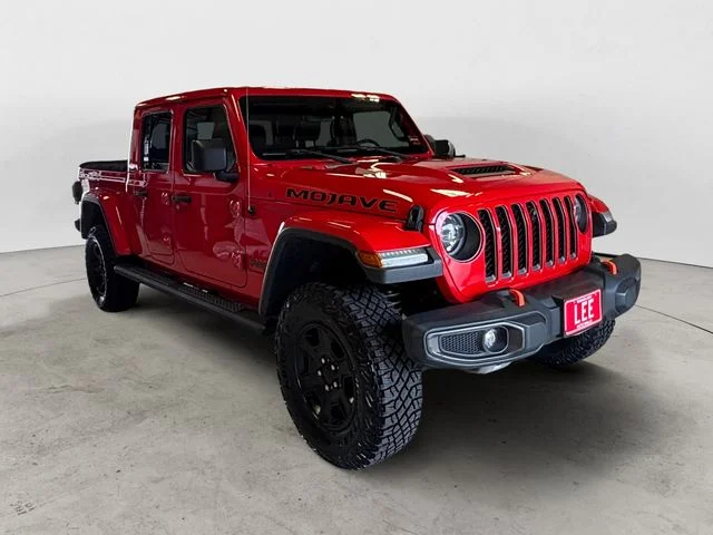 Used 2020 Red Clearcoat Jeep Mojave image 8