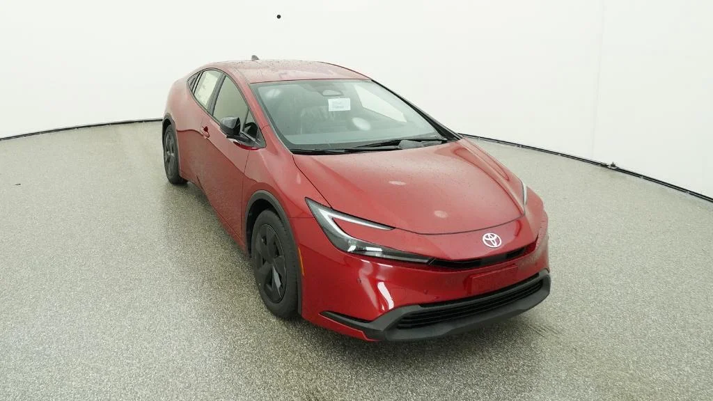 New 2026 Supersonic Red Toyota LE image 3