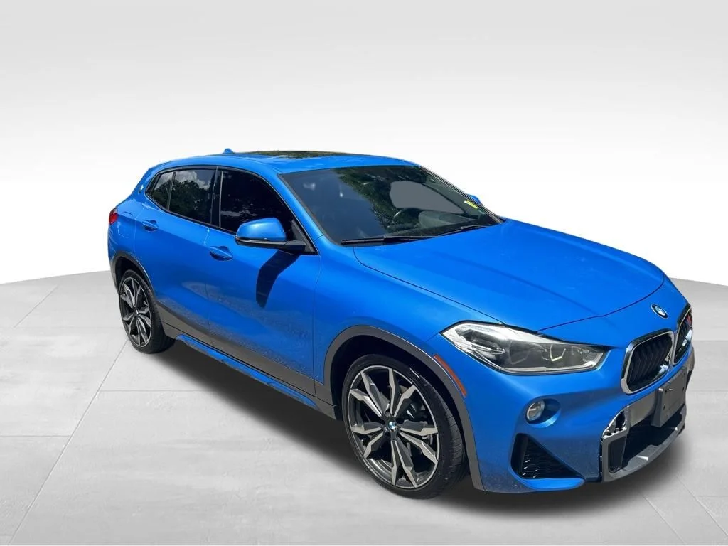 Used 2018 Blue BMW xDrive28i image 8