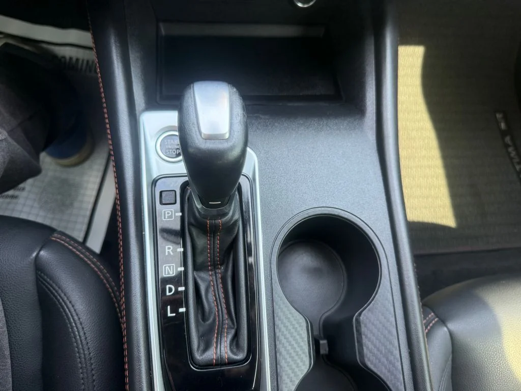 Used 2020 Red Nissan 2.5 SR image 30