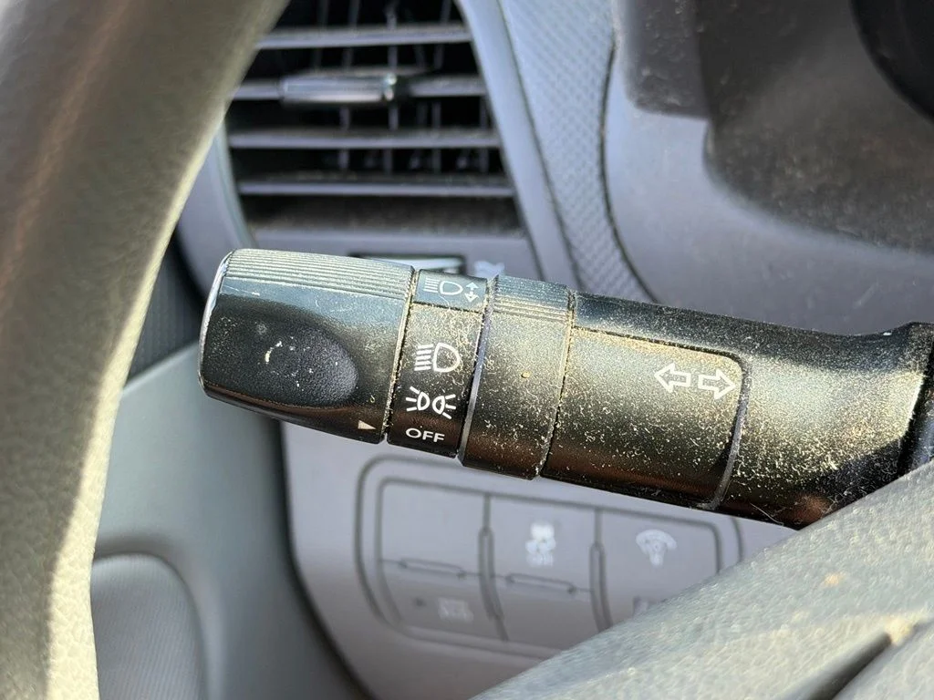 Used 2017 Gray Hyundai SE image 27