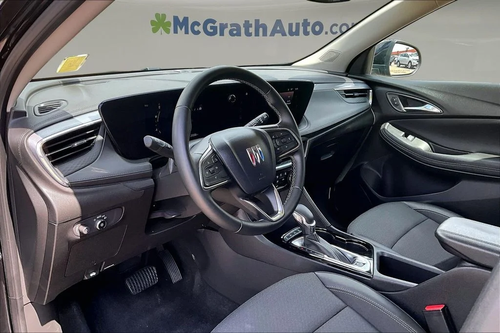 Used 2025 Black Buick Preferred image 19