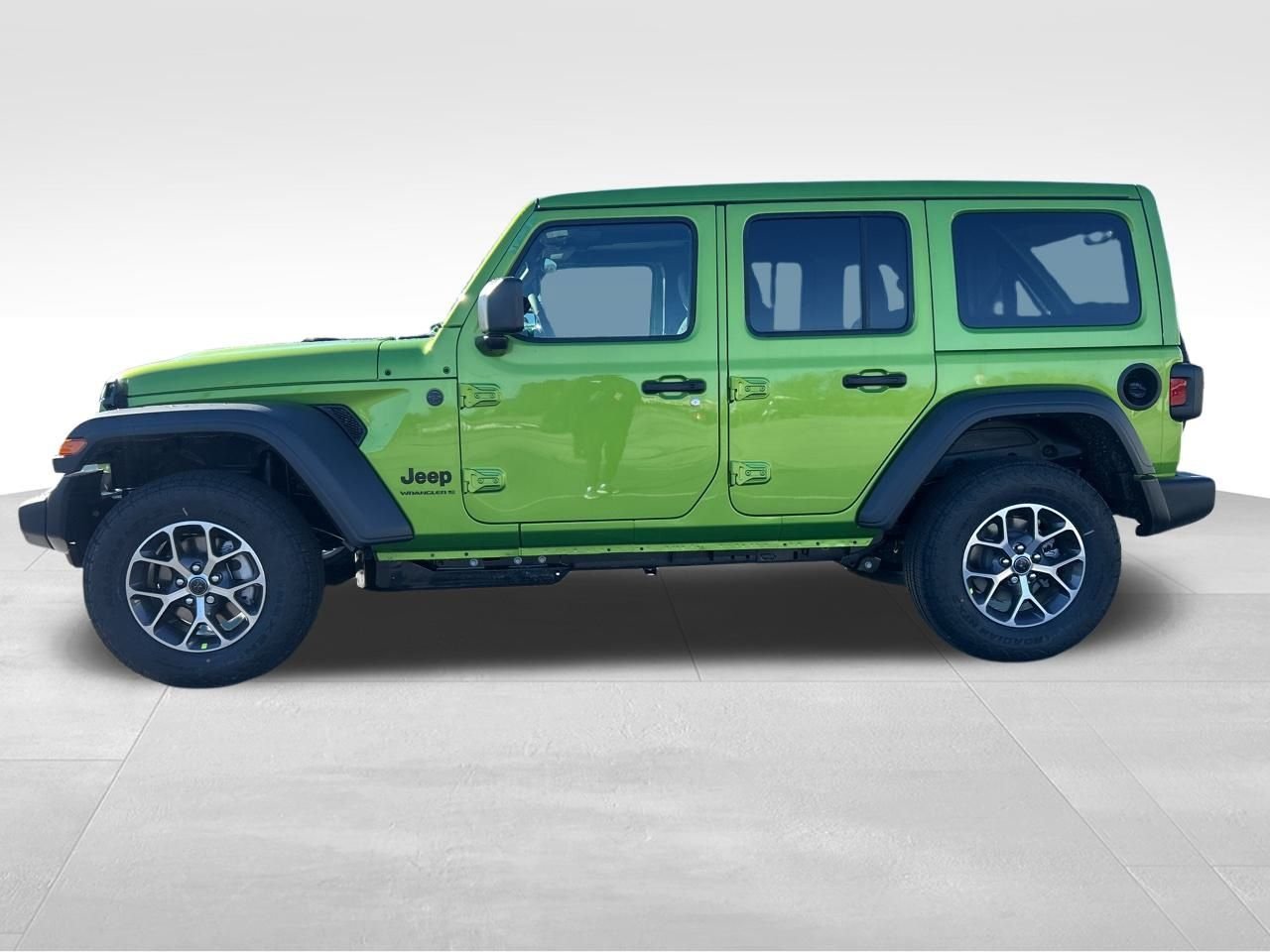 New 2026 Mojito Clearcoat Jeep Sport S image 2