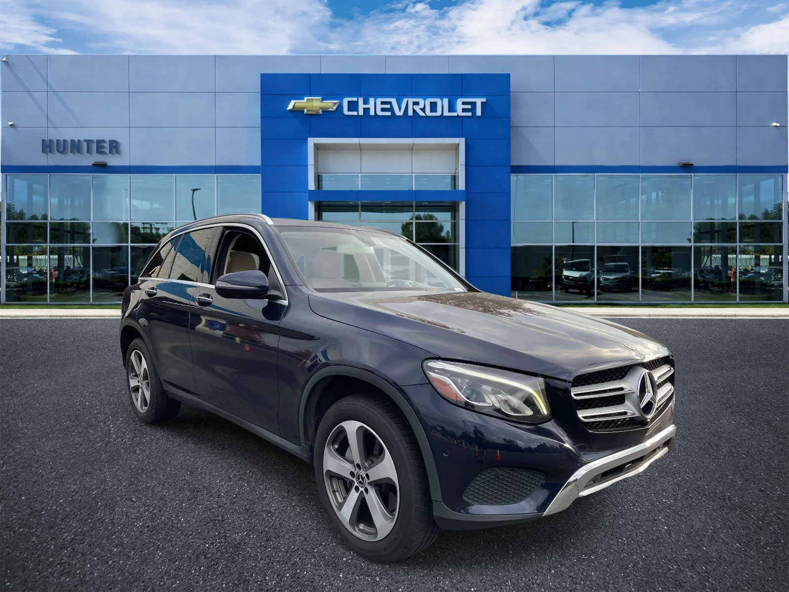 Used 2019 Blue Mercedes-Benz GLC 300 image 1