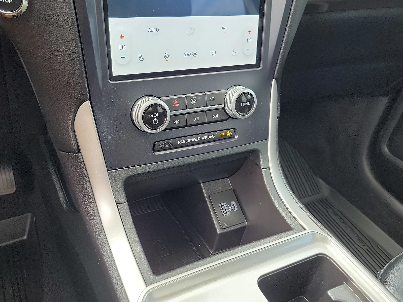 Certified Used 2023 Gray Metallic Ford SEL image 12