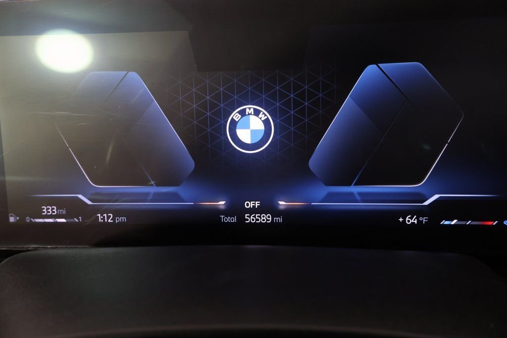 Used 2023 Black BMW xDrive40i image 18