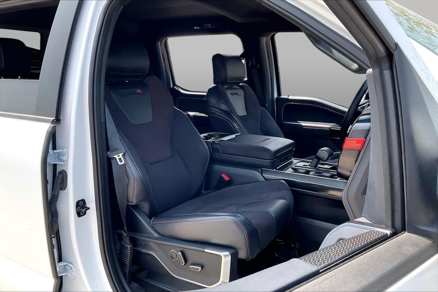 Used 2024 Oxford White Ford Raptor image 9
