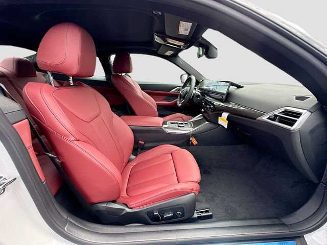 New 2027 White BMW M440i image 22