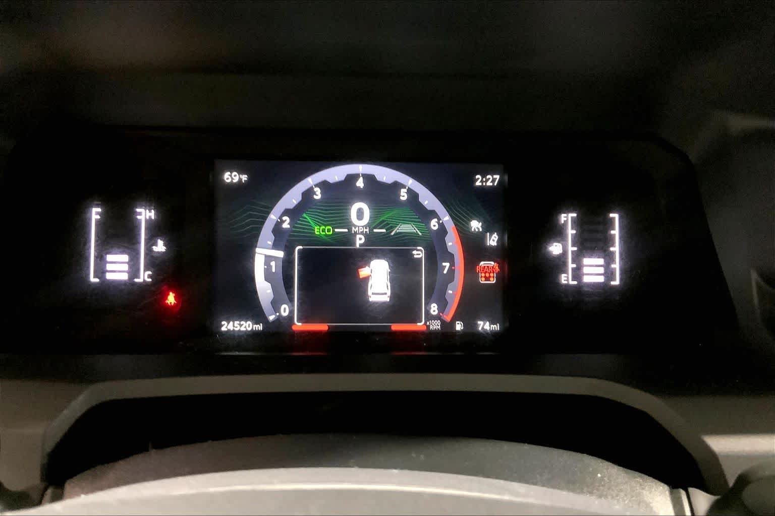 Used 2025 Cutting Edge Toyota SR5 image 26