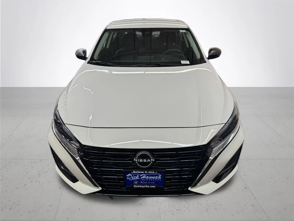 Used 2024 White Nissan 2.5 S image 11