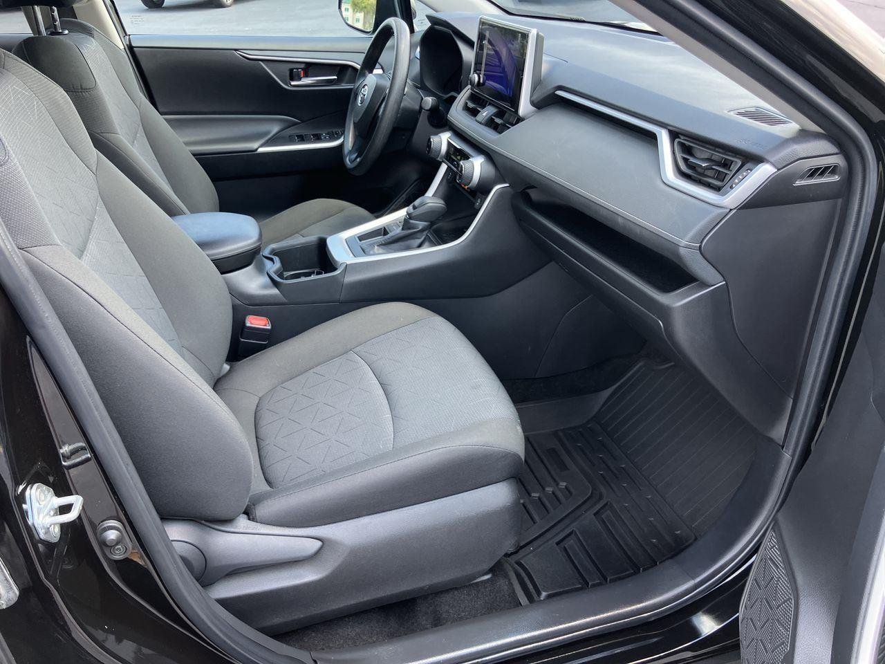 Used 2024 Black (Midnight Black Metallic) Toyota XLE image 32