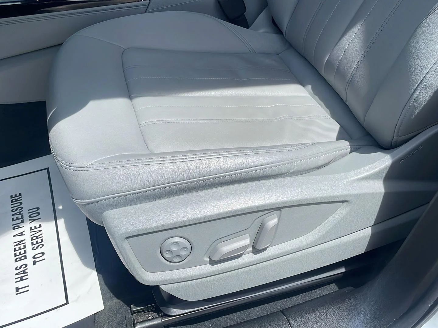 Used 2022 Glacier White Metallic Audi S line Premium Plus image 19