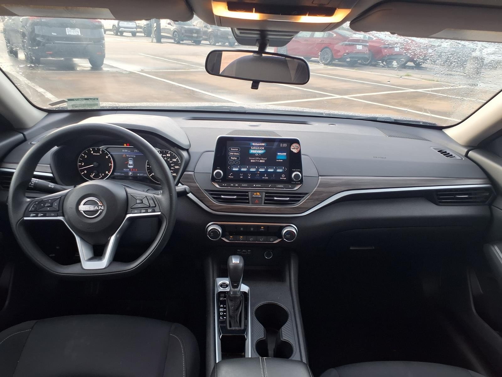 2025 Nissan Altima photo 14 of 25