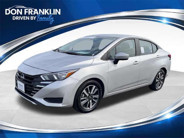 Used 2024 Silver Nissan 1.6 SV image 1