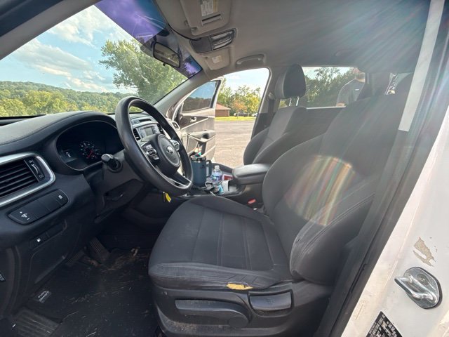 Used 2016 White Kia LX image 9