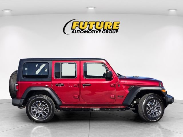 Used 2022 Red Jeep Unlimited Sport S image 3