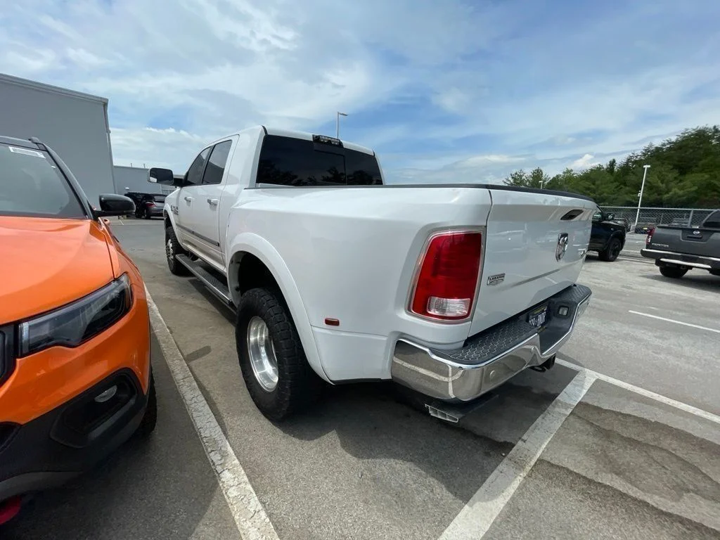 Used 2018 White Ram Laramie image 15