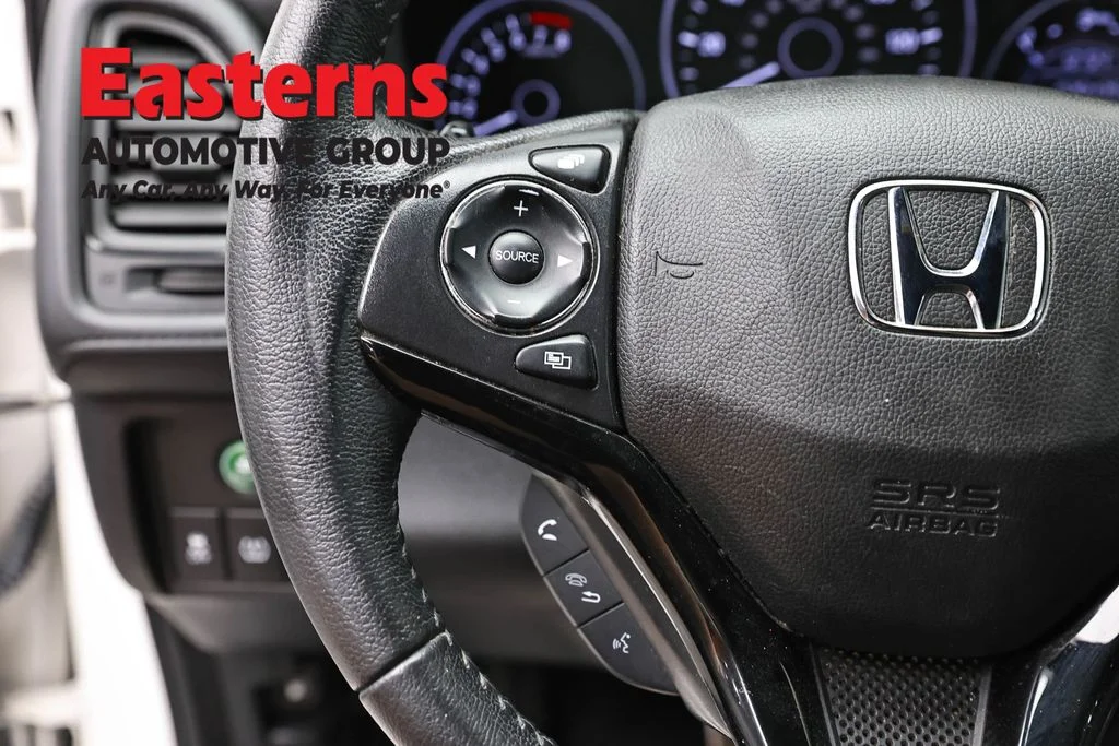 Used 2022 White Honda Sport image 14