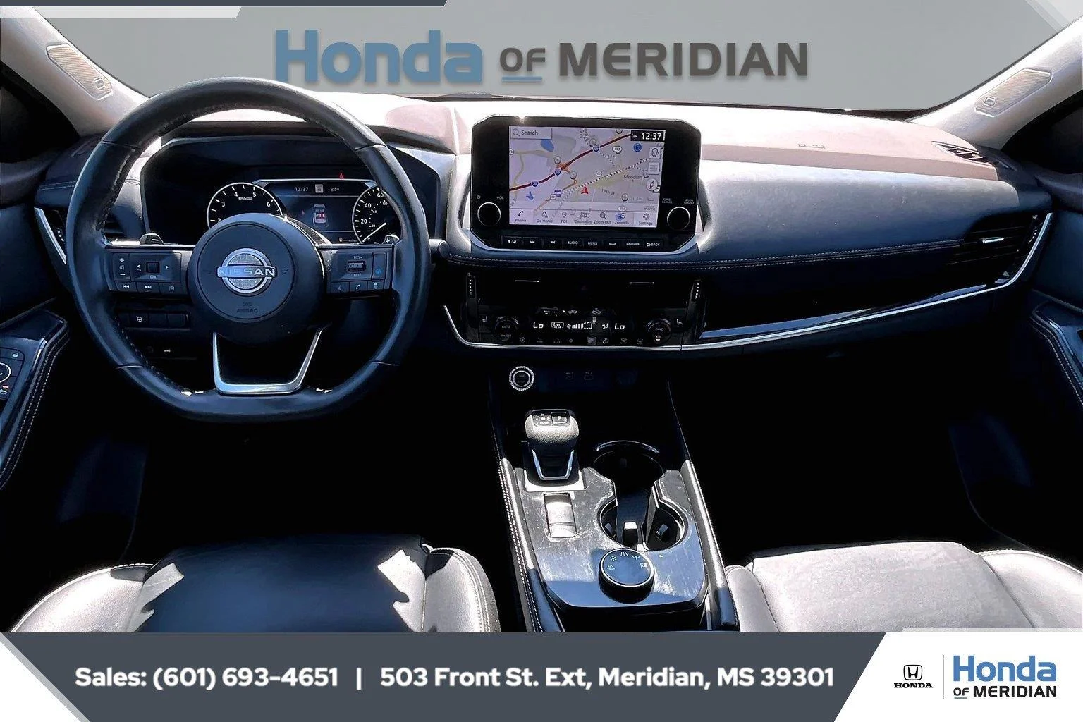 Used 2023 Gun Metallic Nissan SL image 13