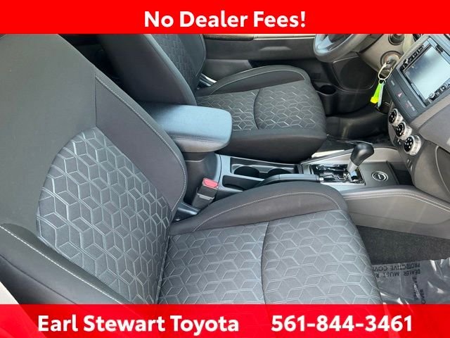 Used 2024 Gray Mitsubishi 2.0 ES image 26