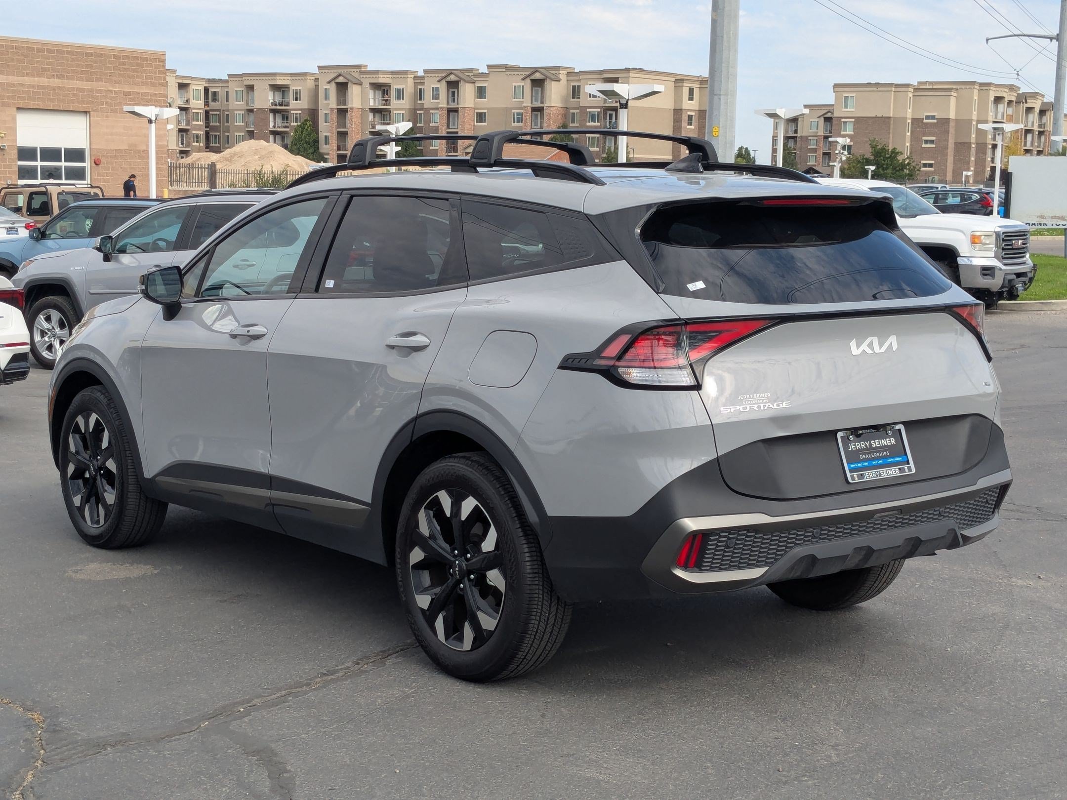 Used 2024 Wolf Gray Kia X-Line image 3