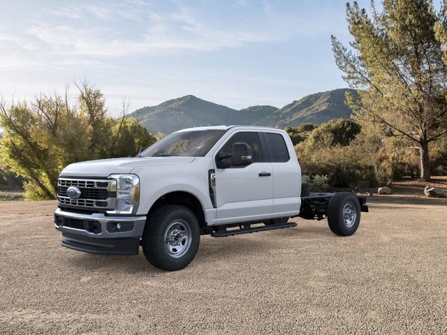 2026 Ford Chassis Cab F-350® XL