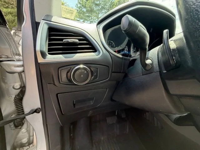 Used 2016 Silver Ford SEL image 13