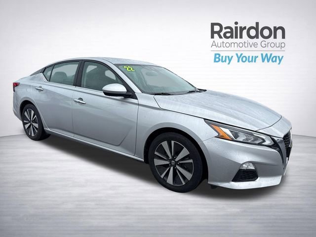 2022 Nissan Altima SV