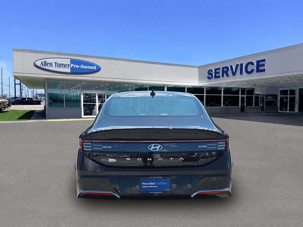 Used 2024 Carbon Blue Hyundai SEL image 7