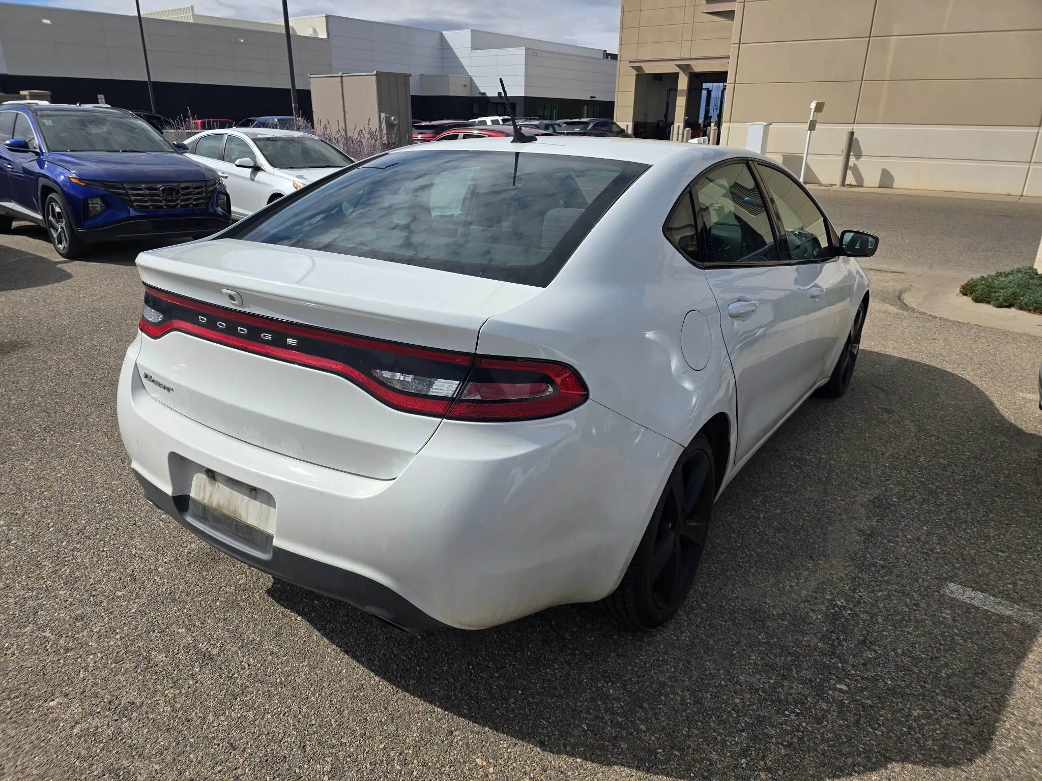 Used 2015 Bright White Clearcoat Dodge SXT image 6