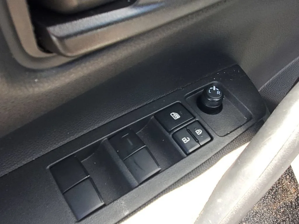Used 2025 White Toyota LE image 22