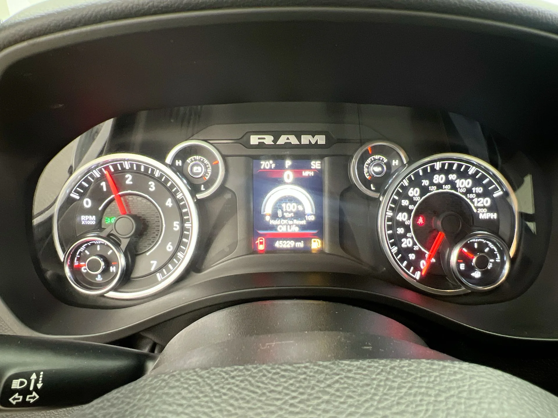 Used 2023 White Ram Big Horn/Lone Star image 3
