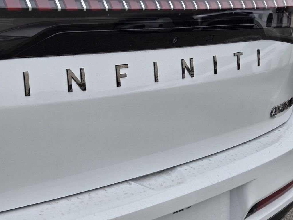 2026 INFINITI QX80 Autograph - Photo 10