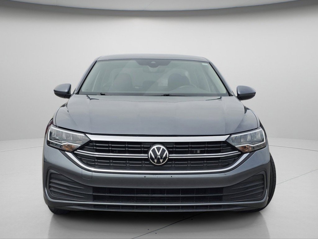 Used 2024 Platinum Gray Metallic Volkswagen 1.5T S image 3