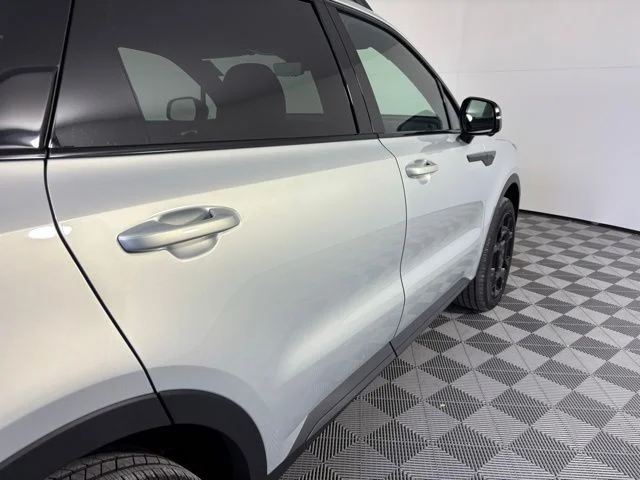 New 2026 Silver Kia X-Line SX Prestige image 9
