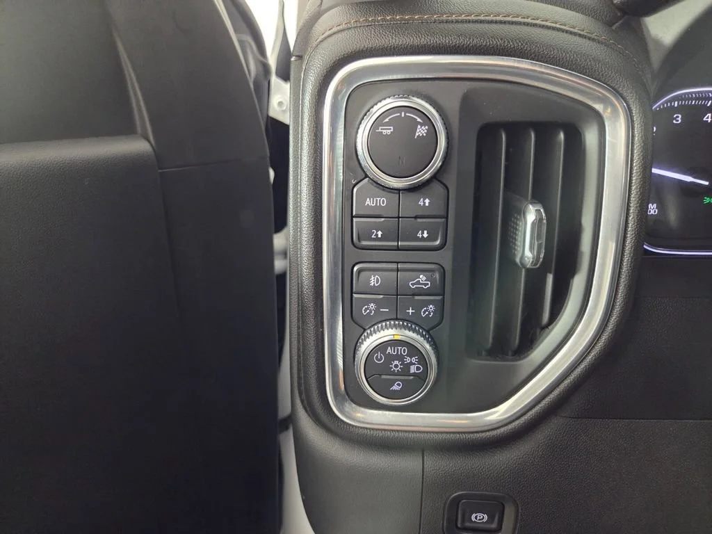 Certified Used 2019 Summit White GMC AT4 image 21