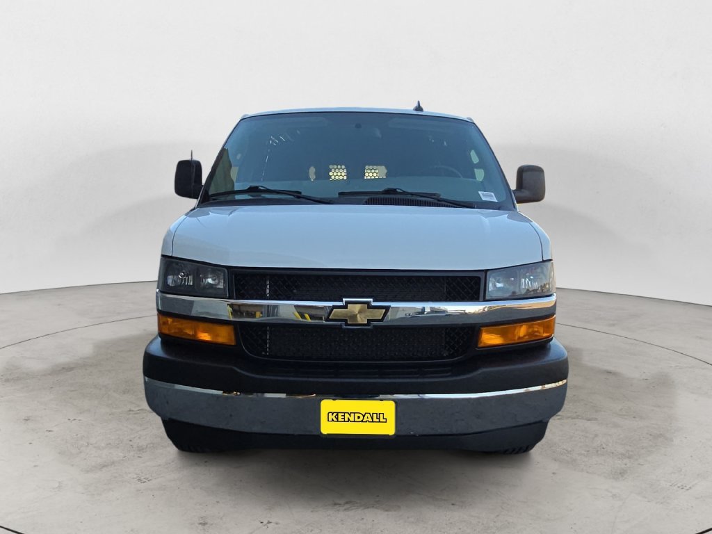 2025 Chevrolet Express Cargo Work Van - Photo 3