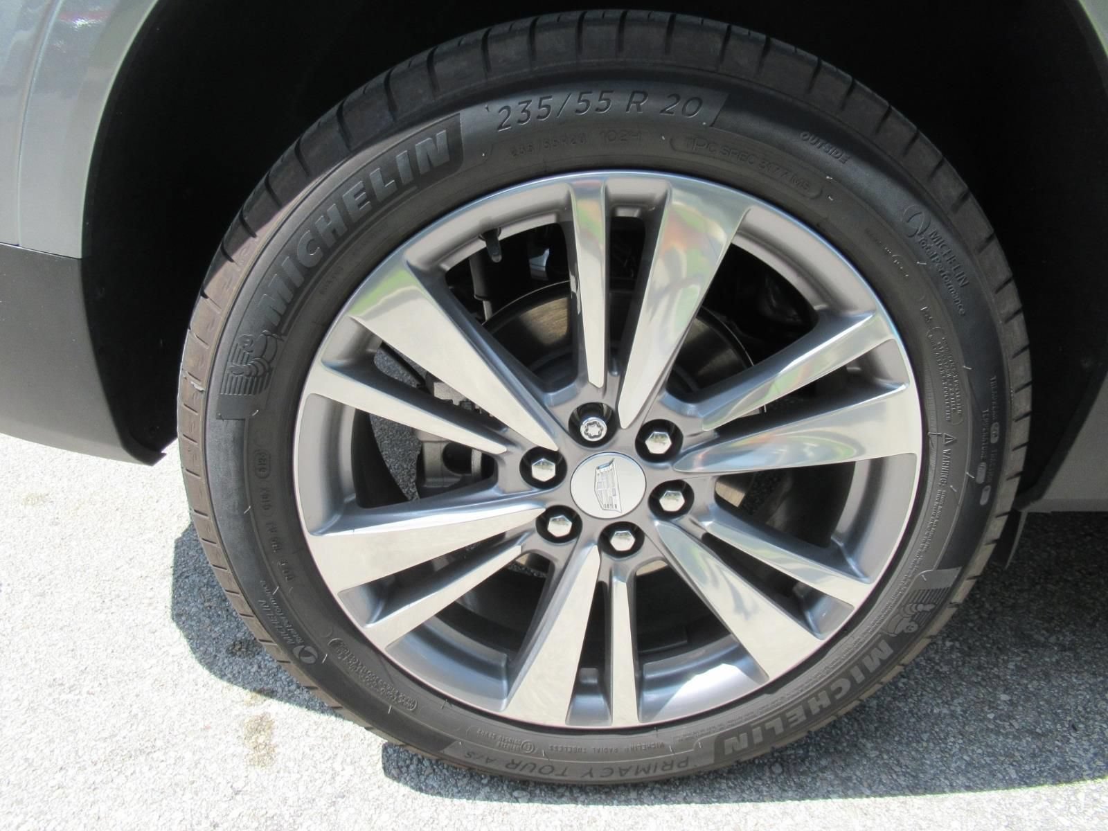 Used 2024 Argent Silver Metallic Cadillac Premium Luxury image 9