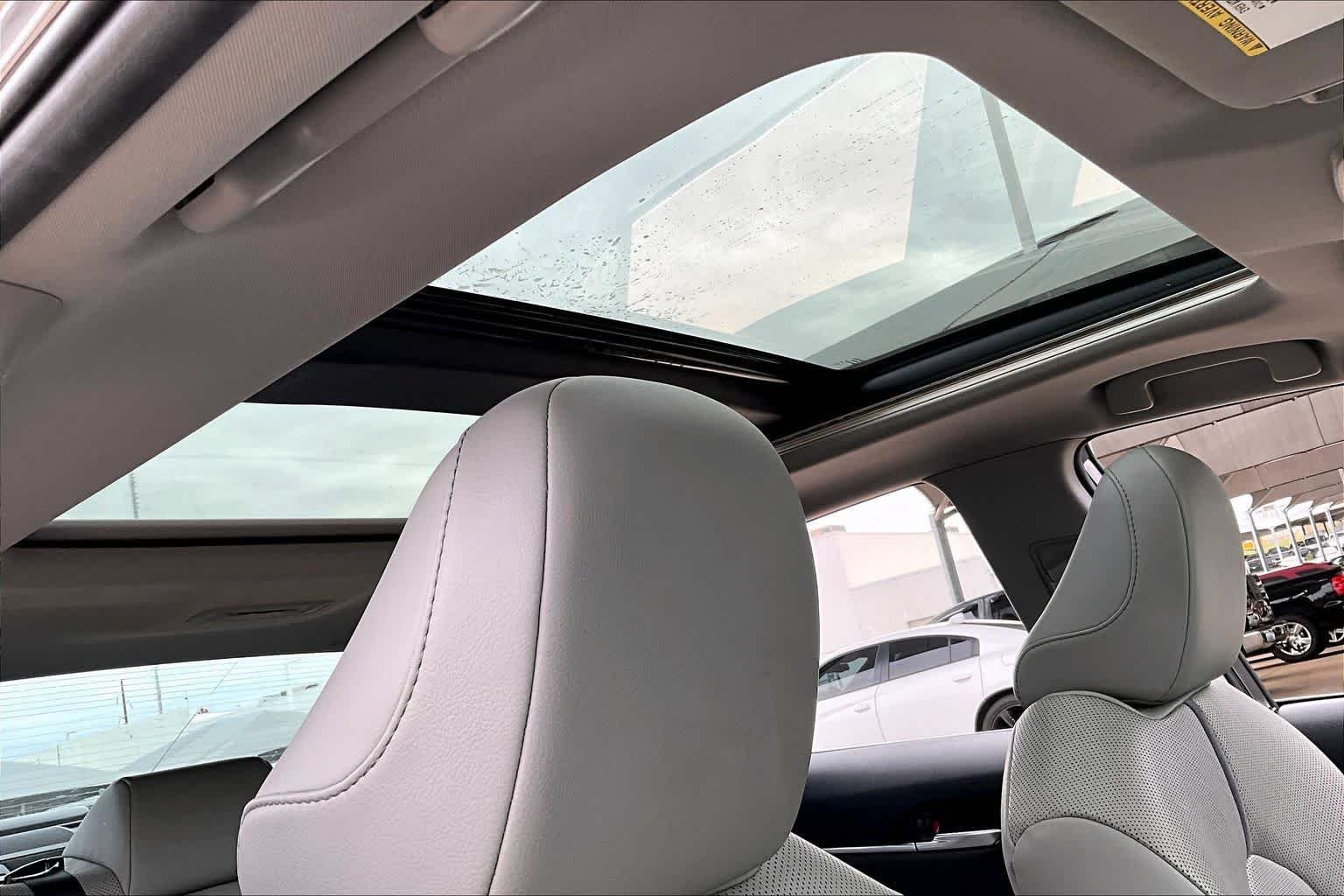 2023 Toyota Camry XLE - Photo 14