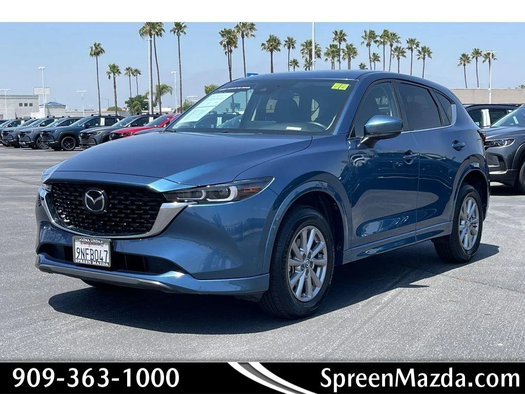 2024 Mazda CX-5 S Preferred package Auto AWD's photo