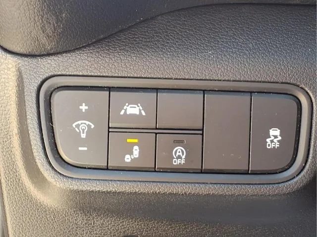 Used 2020  Kia S image 15