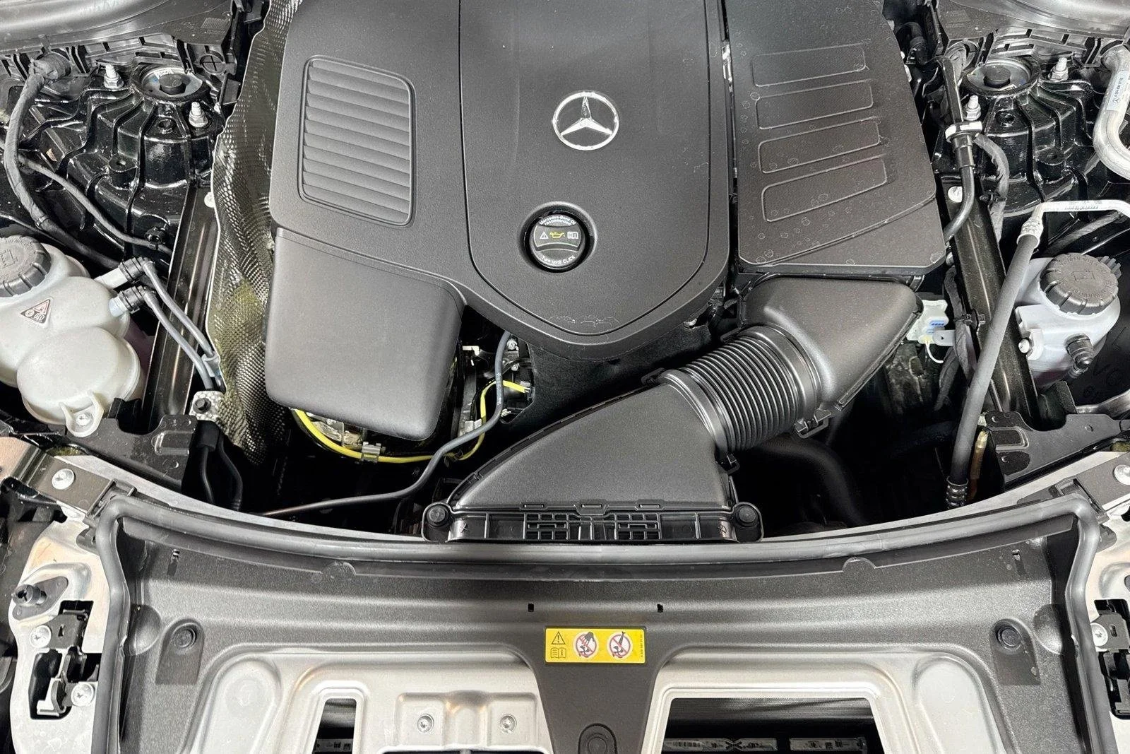 Used 2026 Black Mercedes-Benz GLC 300 image 29