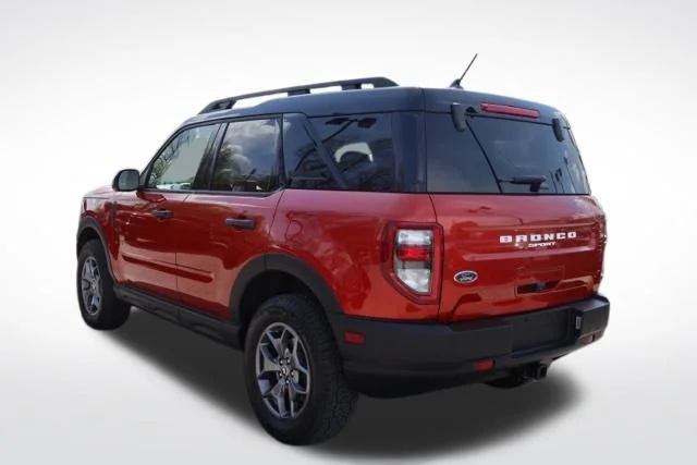 Used 2024 Red Ford Badlands image 10