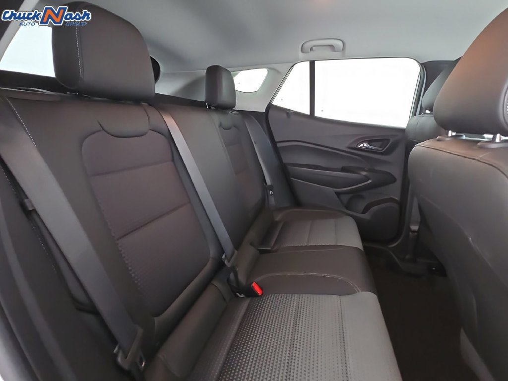 2025 Chevrolet Trax LT - Photo 30